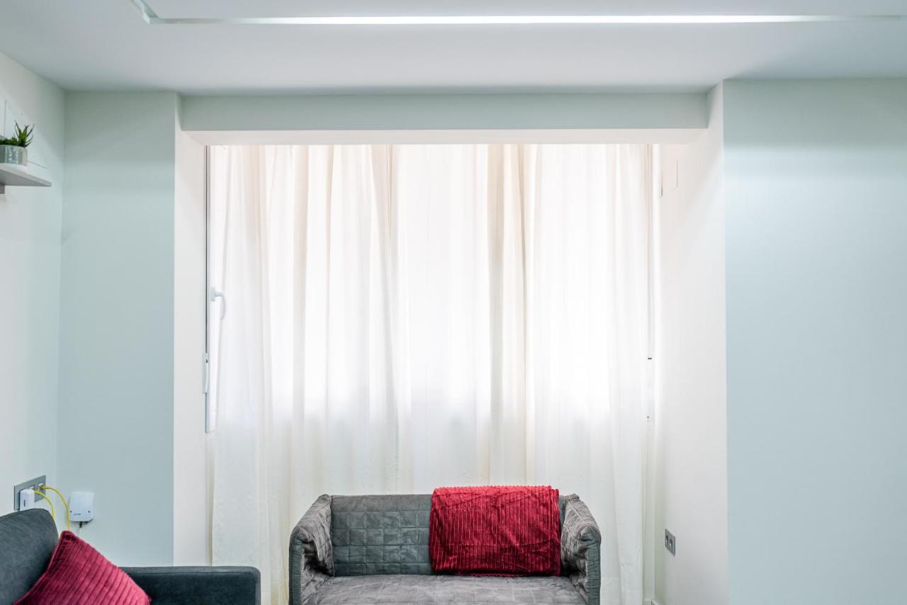 Moderno Apartamento Centro Гранада Екстер'єр фото