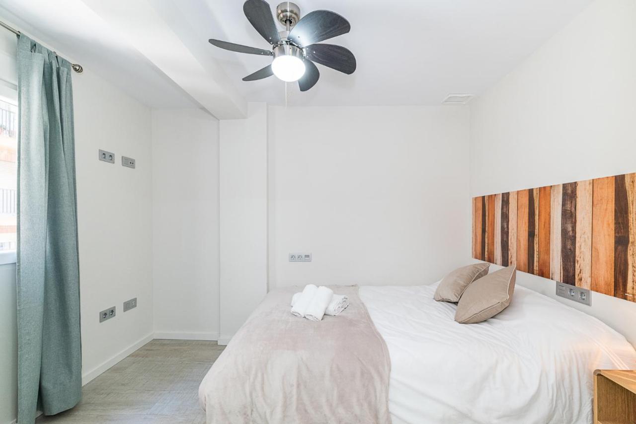 Moderno Apartamento Centro Гранада Екстер'єр фото