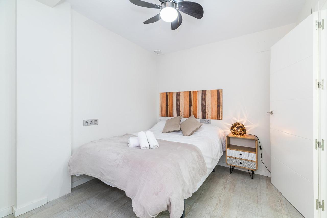 Moderno Apartamento Centro Гранада Екстер'єр фото