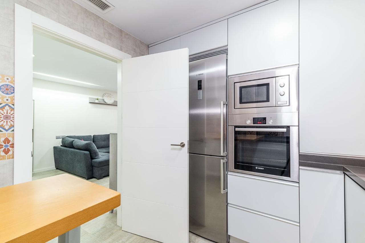 Moderno Apartamento Centro Гранада Екстер'єр фото